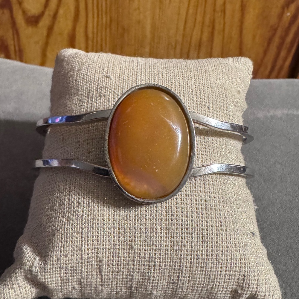 Statement Silver Tone Oval Agate Hinged Bracelet - image 1